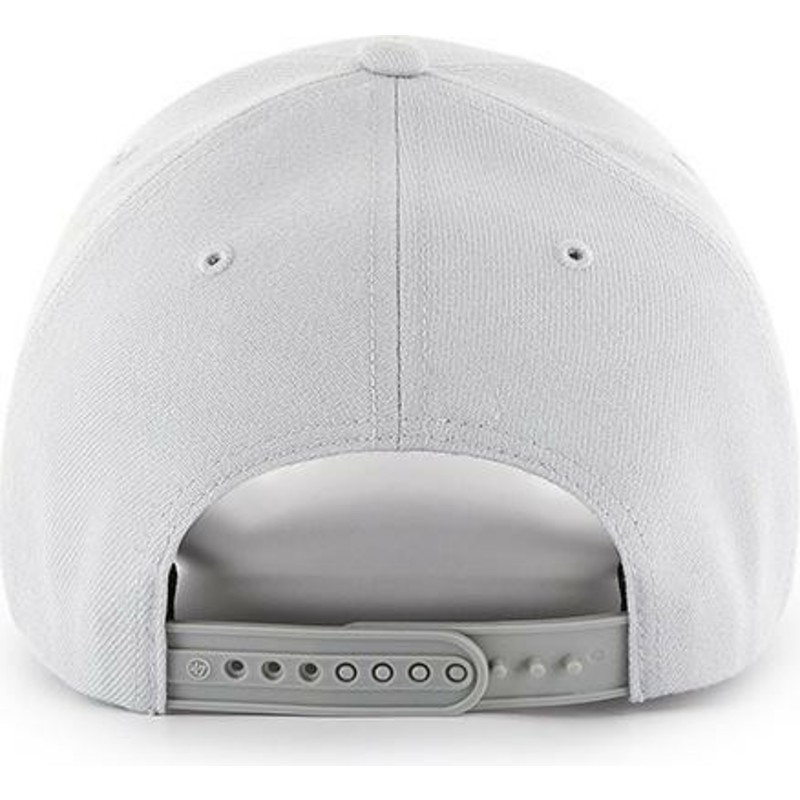 casquette-courbee-grise-argent-snapback-new-york-yankees-mlb-mvp-47-brand