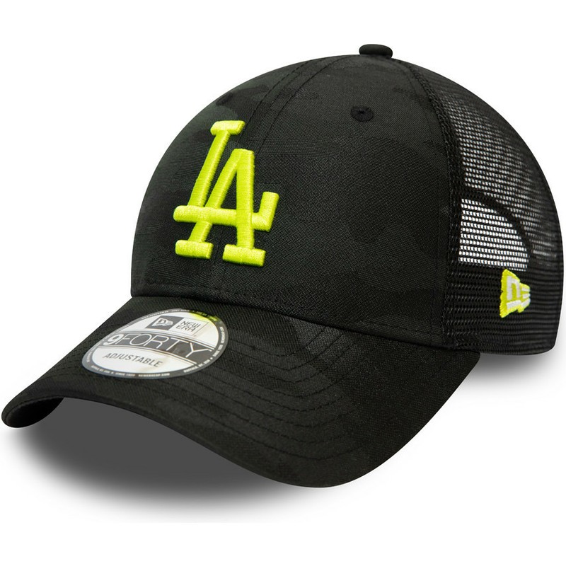 casquette-courbee-camouflage-noire-avec-logo-jaune-ajustable-9forty-home-field-los-angeles-dodgers-mlb-new-era