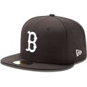 casquette-plate-noire-ajustee-59fifty-essential-boston-red-sox-mlb-new-era